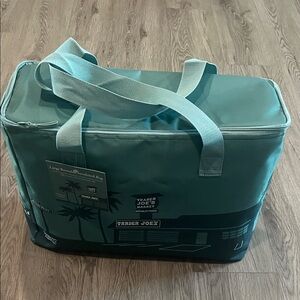 Green Insulated Bag
